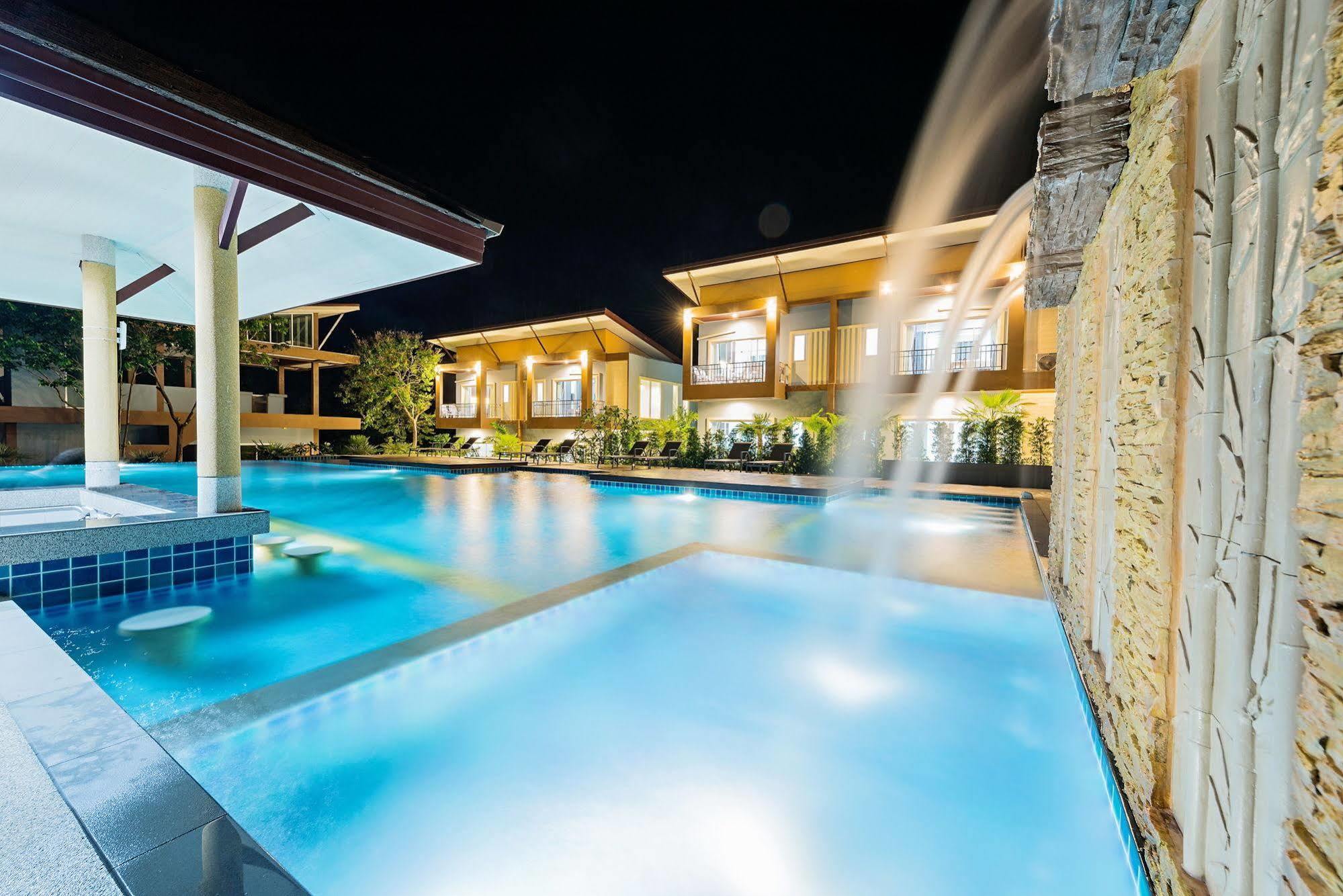 Phutara Lanta Resort - Sha Extra Plus Koh Lanta Ngoại thất bức ảnh
